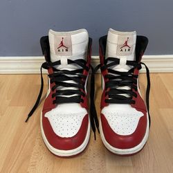 Air Jordan 1 Retro High Chicago 2013- Size 13