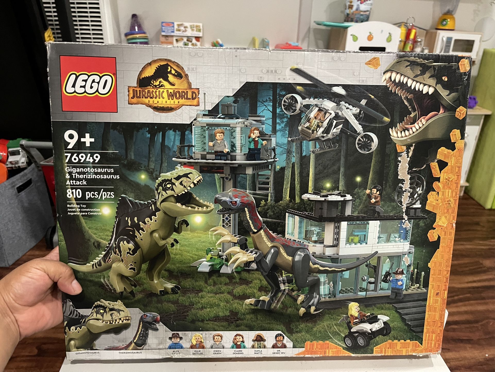 LEGO 21249 for Sale in Los Angeles, CA - OfferUp