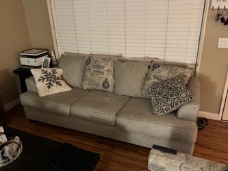 Couch  excellent shape