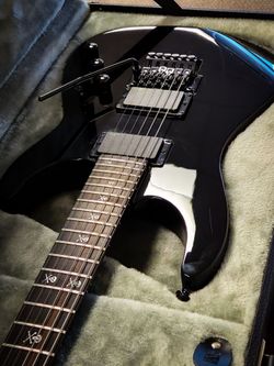 KIRK HAMMETT Signature KH 602 Black Esp ltd electric guitar Floyd Rose 1000 active emg