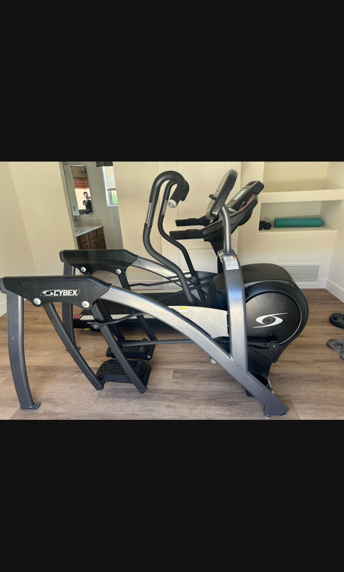 Cybex 610a Arc Trainer Elliptical - Excellent Condition!