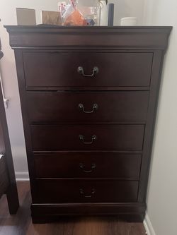 Wooden 5-Drawer Chest — $120