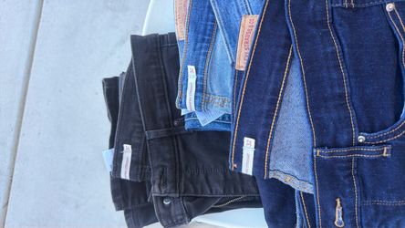 Set of 3 women’s levis shaping straight