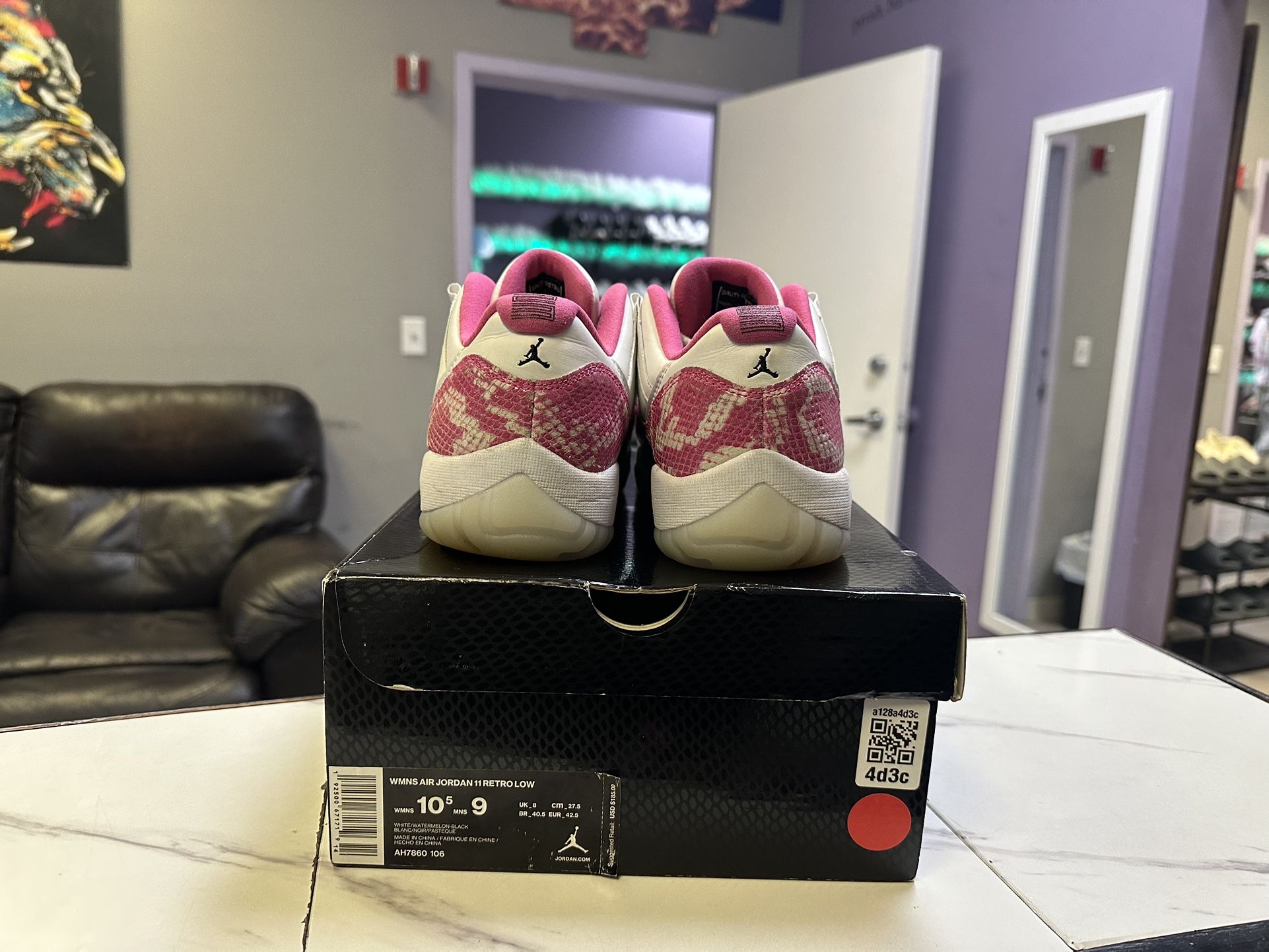 Jordan 11 Low Pink Snakeskin  & Accessories