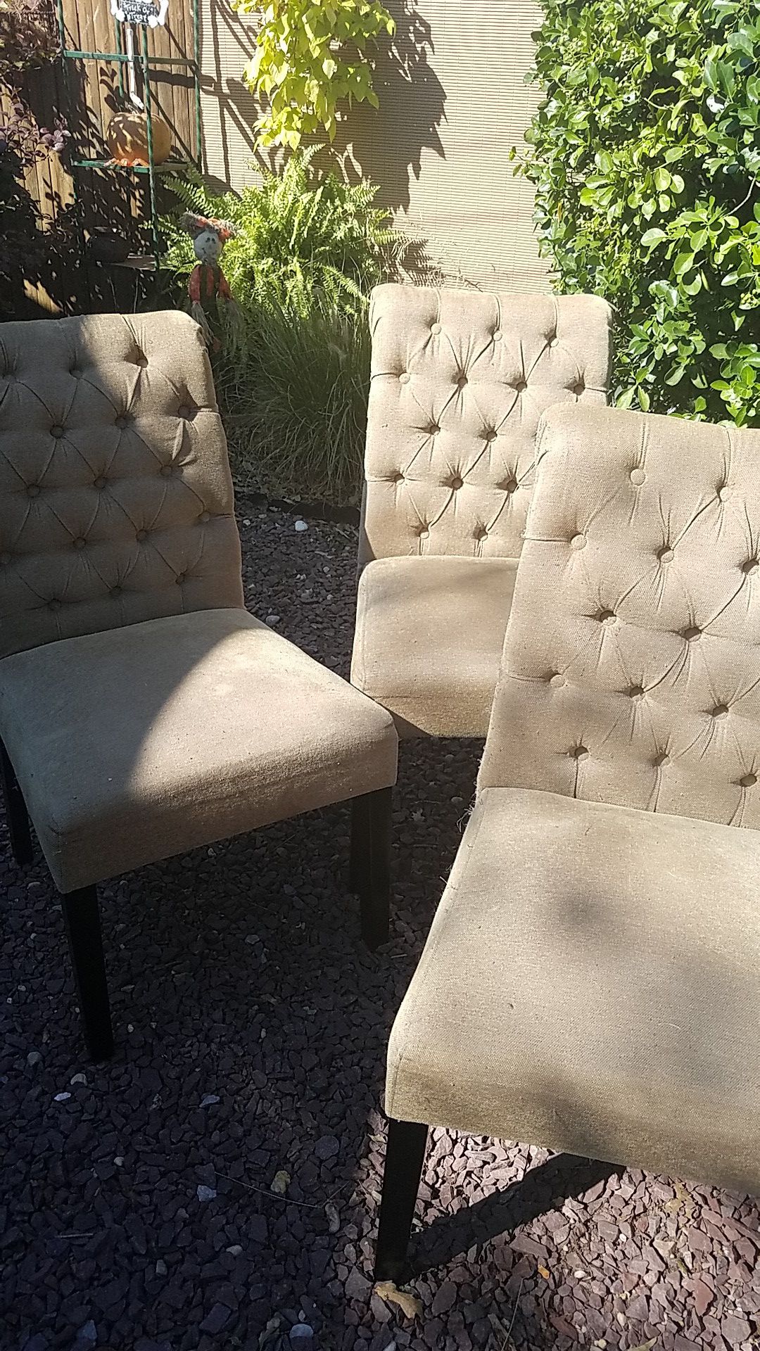 4 Tuft Dining Chairs