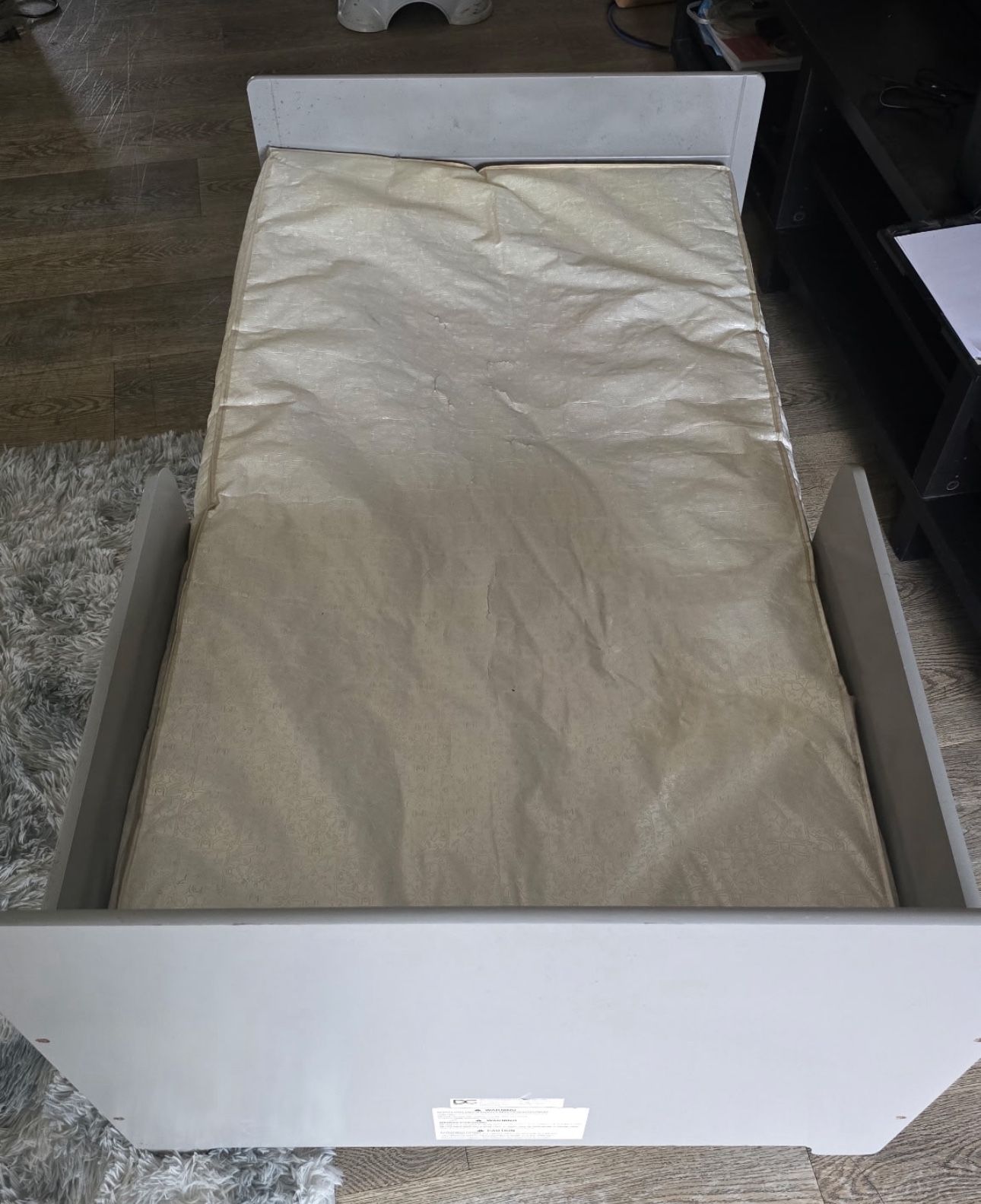 Toddler Bed/FREE