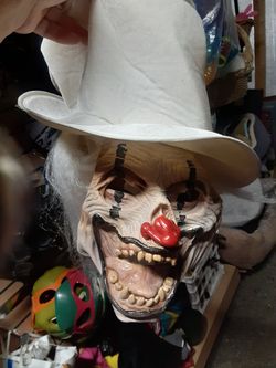 Scary clown mask/wig