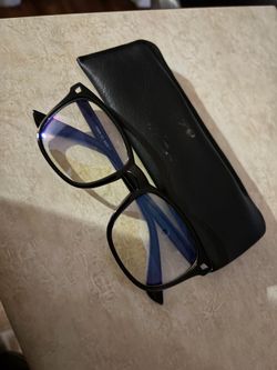 Blue light glasses