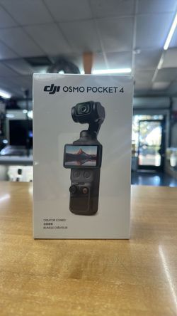 DJI Osmo Pocket 4 Creator Combo