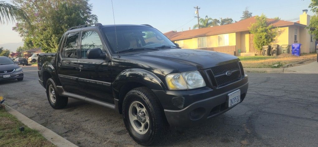 2004 Ford Explorer Sport Trac