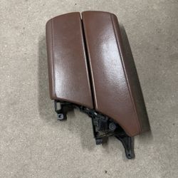 Bmw F10 Arm Rest 