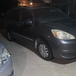 2005 Toyota Sienna