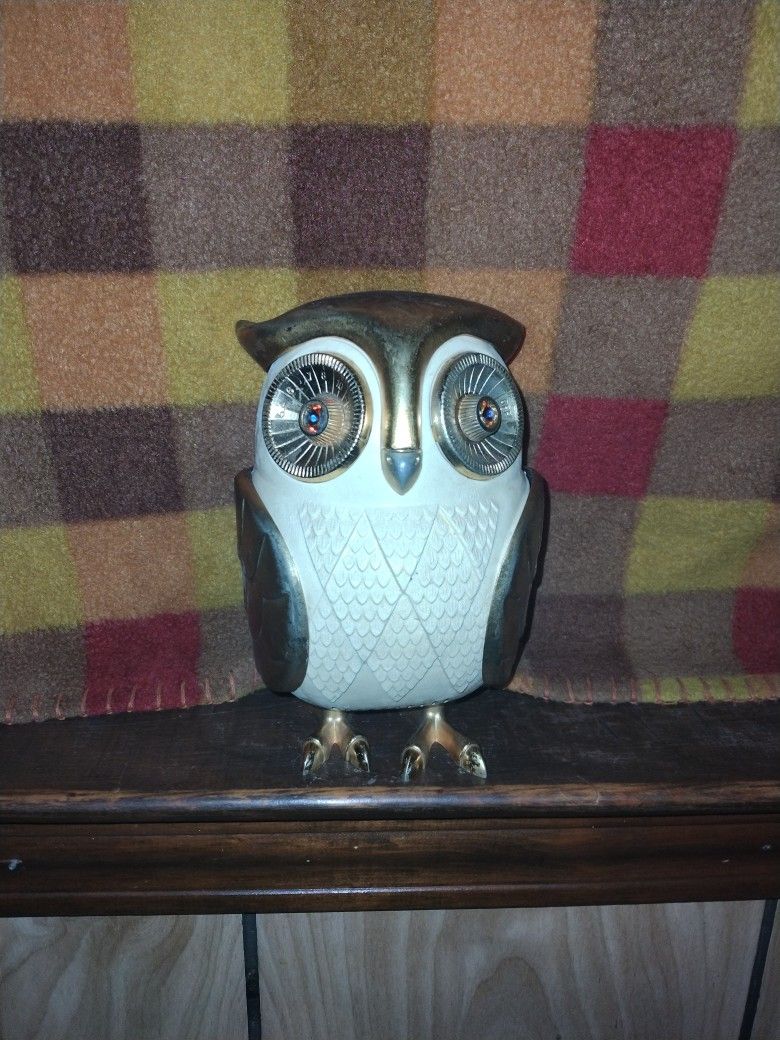1960s Owl Radio Still Work Rare