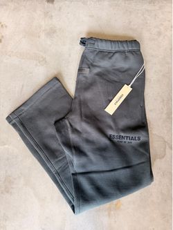 Essentials Fear of God SS22 Sweats All colors and sizes