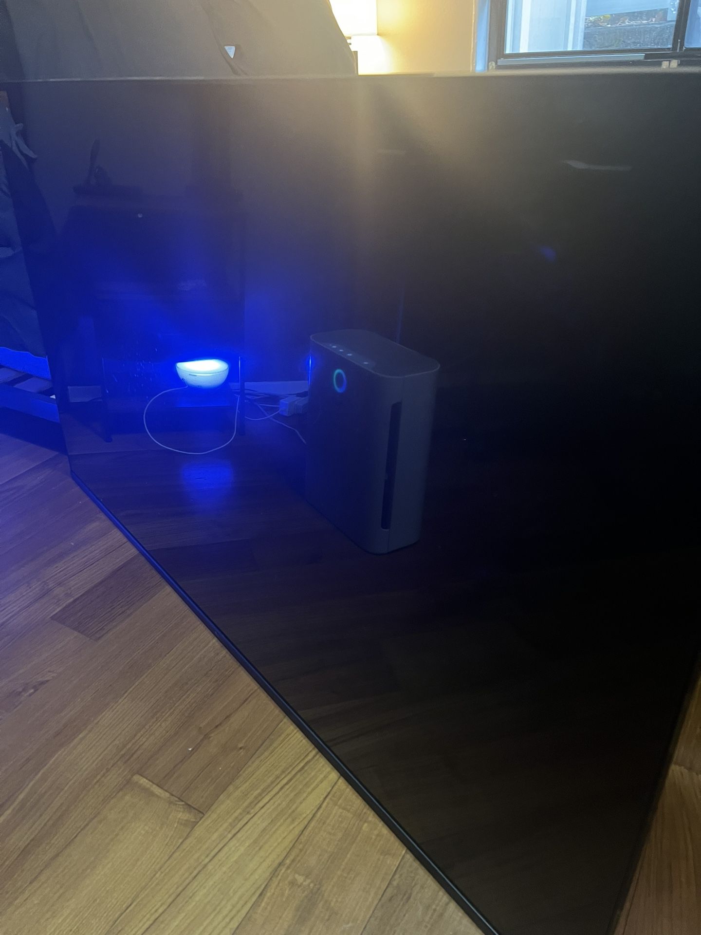 Lg 65 Inch Ultra HD UQ7570 TV(READ DESCRIPTION)