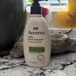 Aveeno daily face cleanser foaming gel 