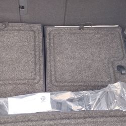 VW Volkswagen OEM Tiguan Cargo Liner,  Black, Floor Mats And Other Accessories Brand new

