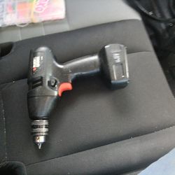 Black Decker Drill