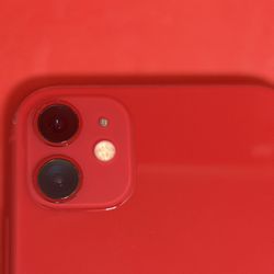 iPhone 11 ❤️ 64GB Unlocked