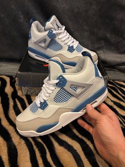 Jordan 4 Military Blue Size 9.5 Men’s