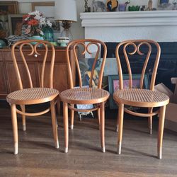 Set of 3 Vintage Radomsko (Thonet Style) Bentwood "Sweetheart" Chairs – Cane Seats Intact