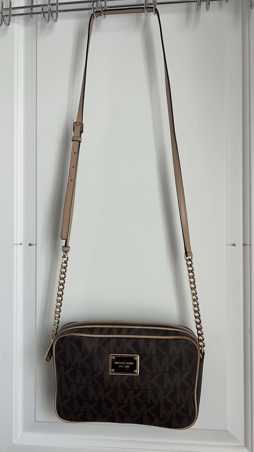 Micheal Kors Crossbody Purse