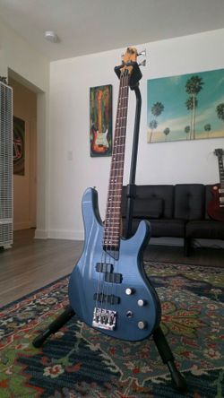 Bass Guitar Washburn XB200