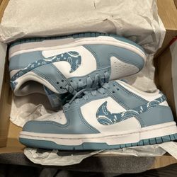 Nike Dunks