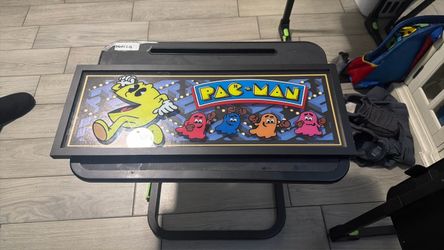 Pac-Man Framed Arcade Wall Art – Retro Gaming Décor