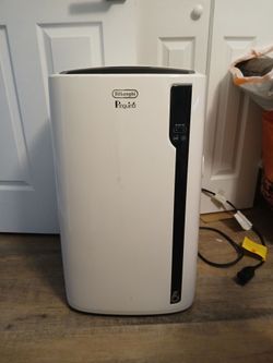 De'Longhi Pinguino portable air conditioner unit