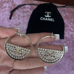 New Hoops 18k Stainless Steel Gold Comes With Bag 