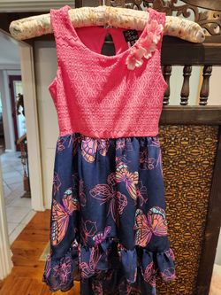 Adorable Little Girls Summer Dress!