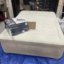 20” Intex Ultra Plush Air Mattress with 120V Internal Pump