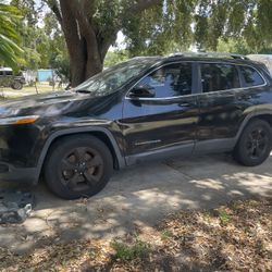 2017 Jeep Cherokee Latitude