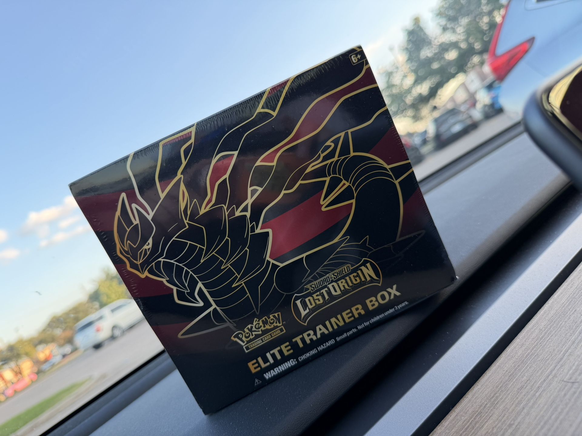 Pokmon sword and shield Lost origin ETB - Trading cards