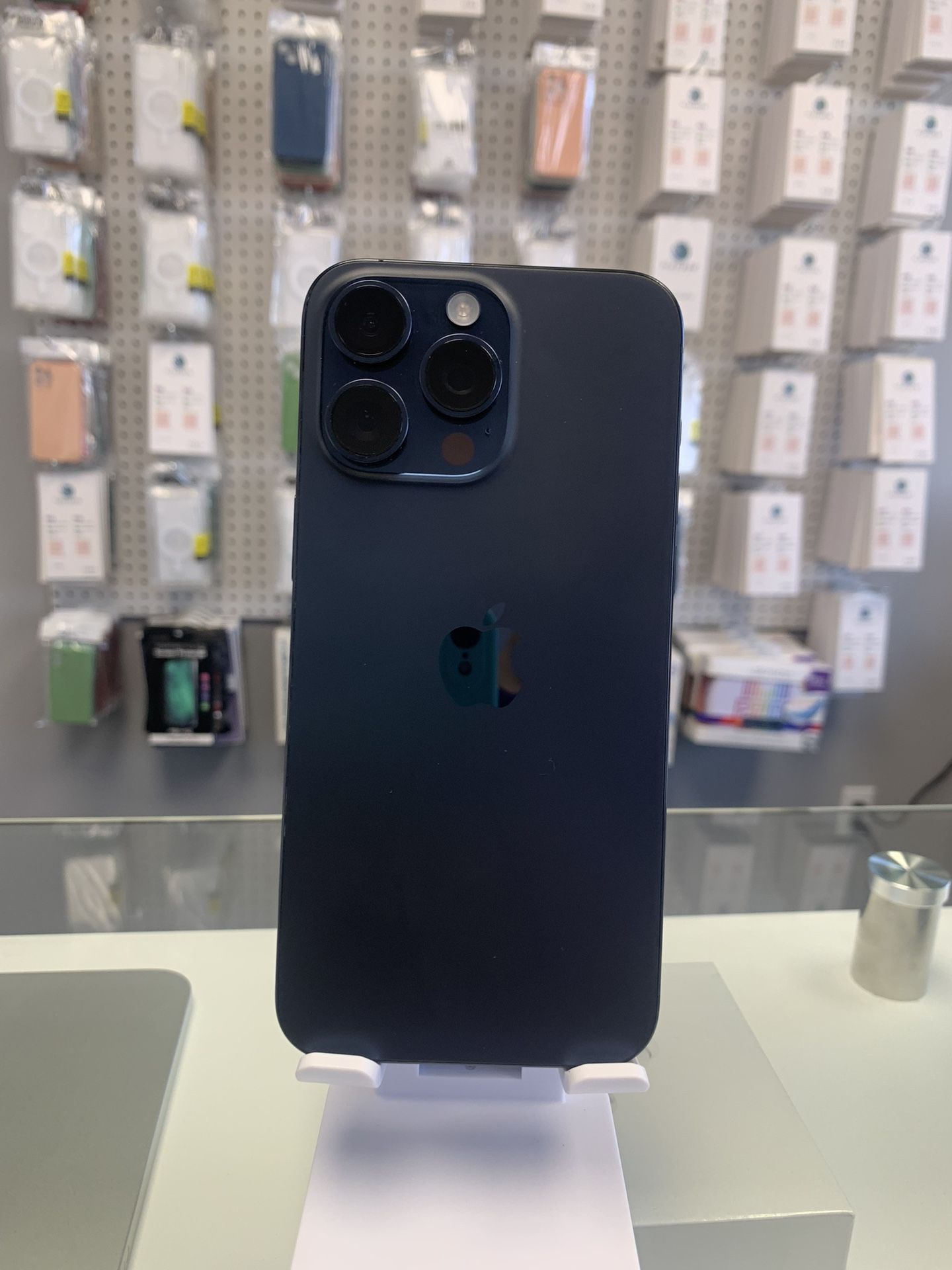 SALE!!🎄📲 iPhone 15 Pro Max Unlocked 256Gb Like New With Warranty !