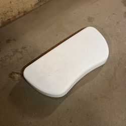 Glacier Bat Toilet Lid