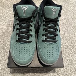 Kobe 4 Protro Girl Dad