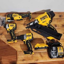Dewalt 20V 'Max XR' (4)Tool, Battery, Charger Combo