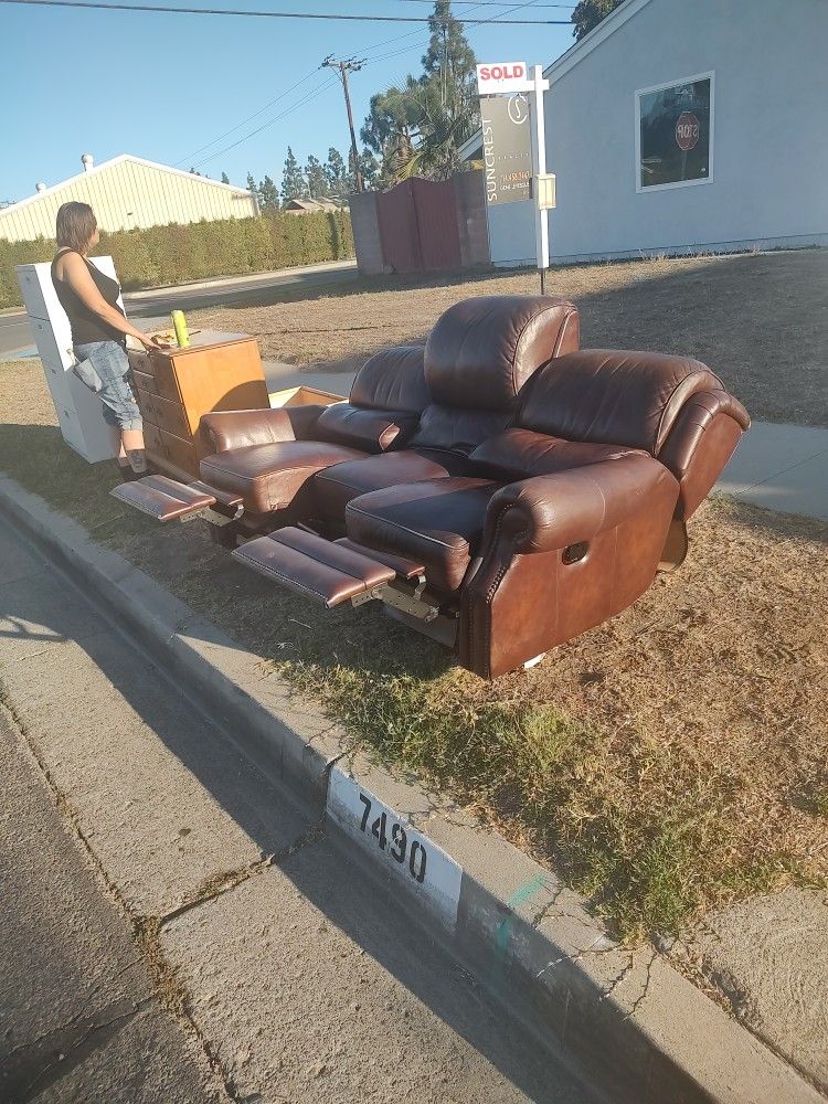 Motion Sofa With 2 Reclining, Real Leather
