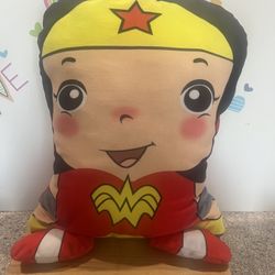DC WONDER WOMAN PILLOW PLUSH - LARGE 20 INCH