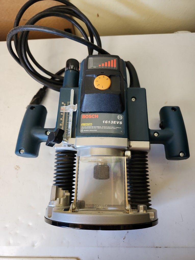 Plunge Router