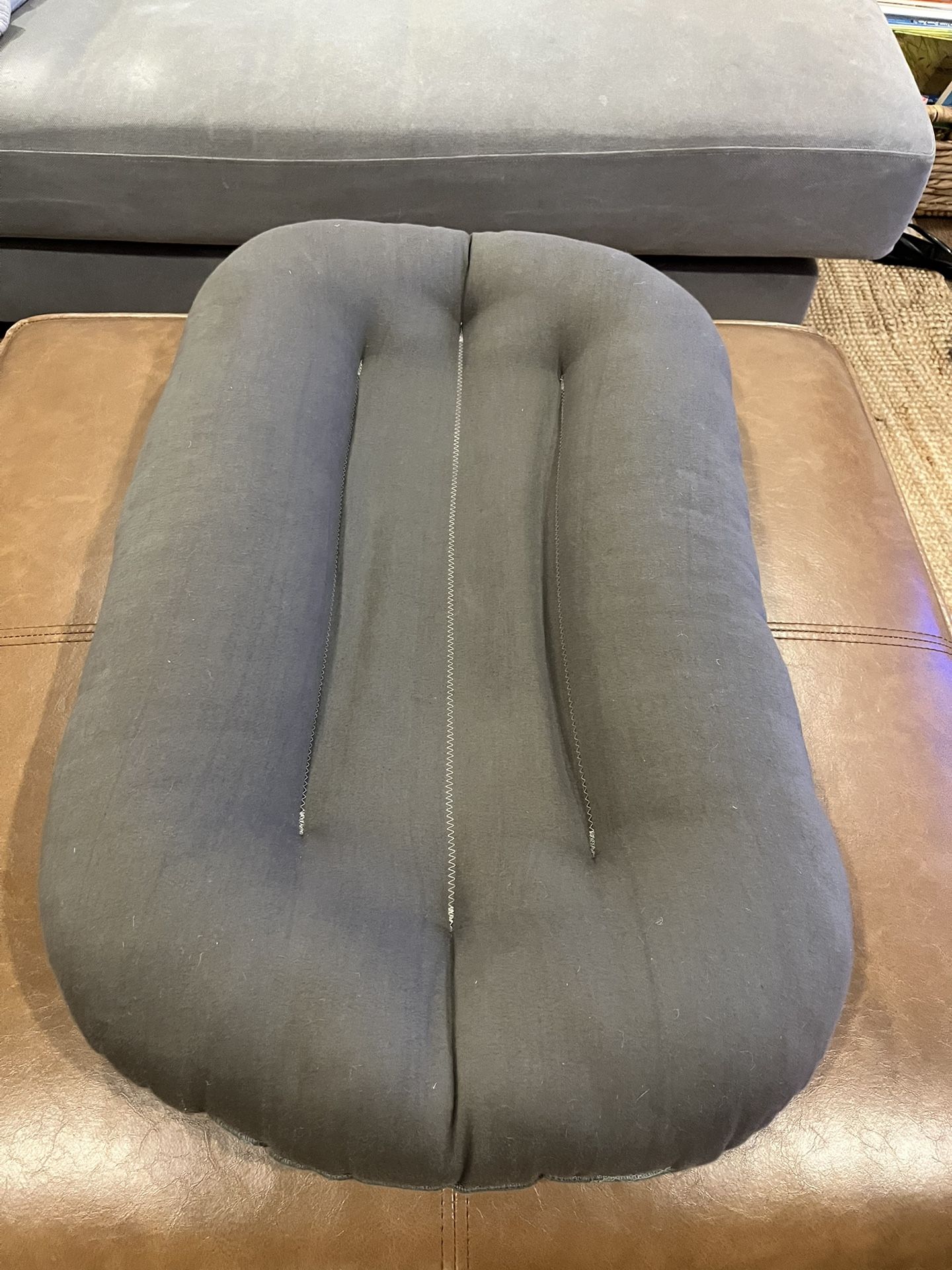 Snuggle Me Infant Pillow 