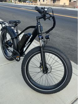 E-bike 70 miles long range with rear seat
