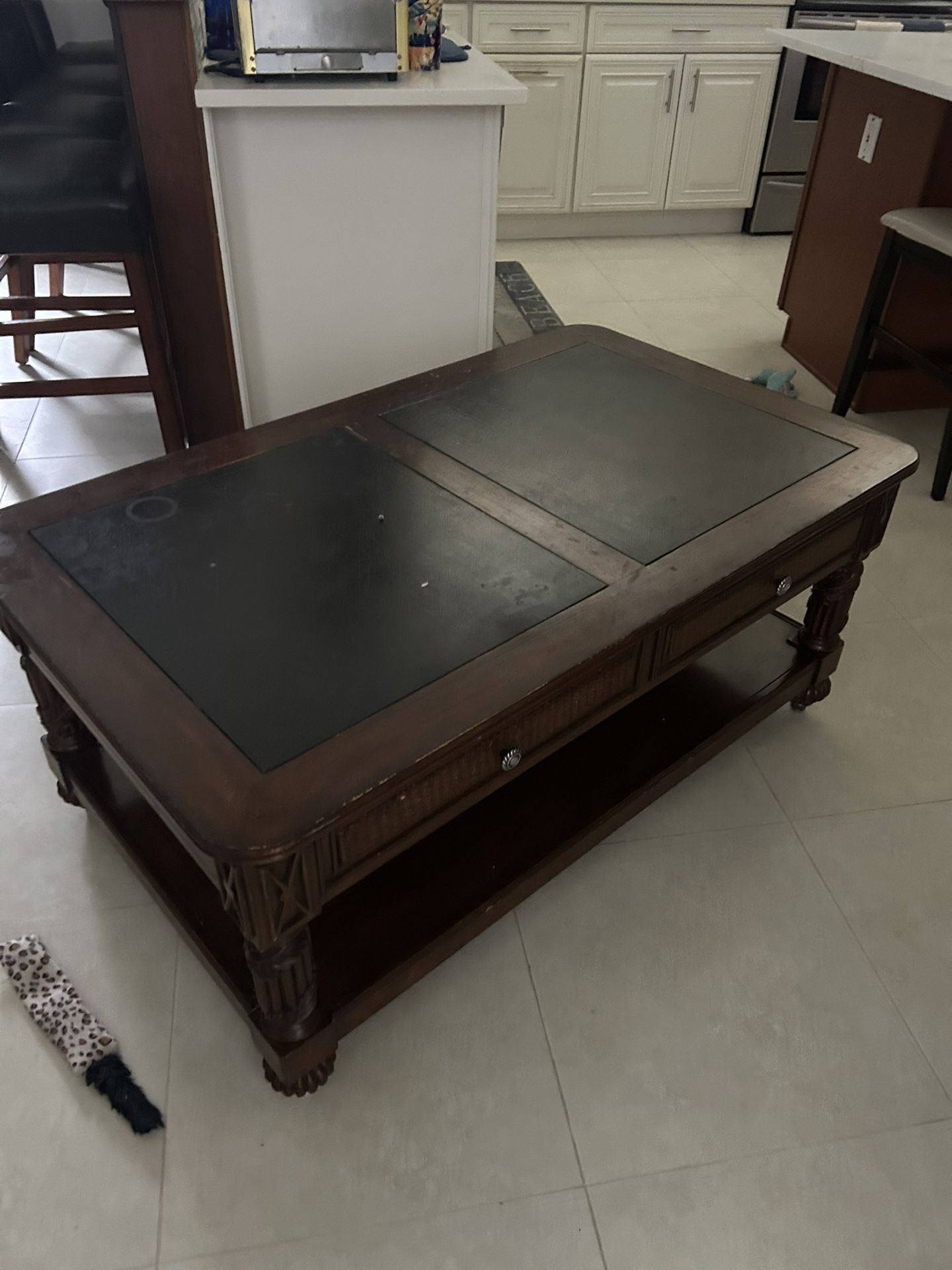 Free Cocktail Table