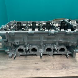Cylinder Head Toyota Corolla 1.8L 2ZR-FE DOHC