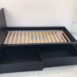 Full Size Black Bed Frame With Drawers. 