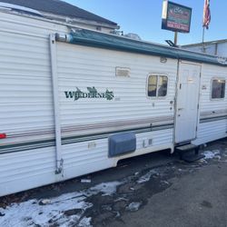 2001 RV Trailer Office 