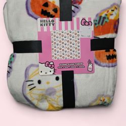 Hello Kitty Halloween Blanket