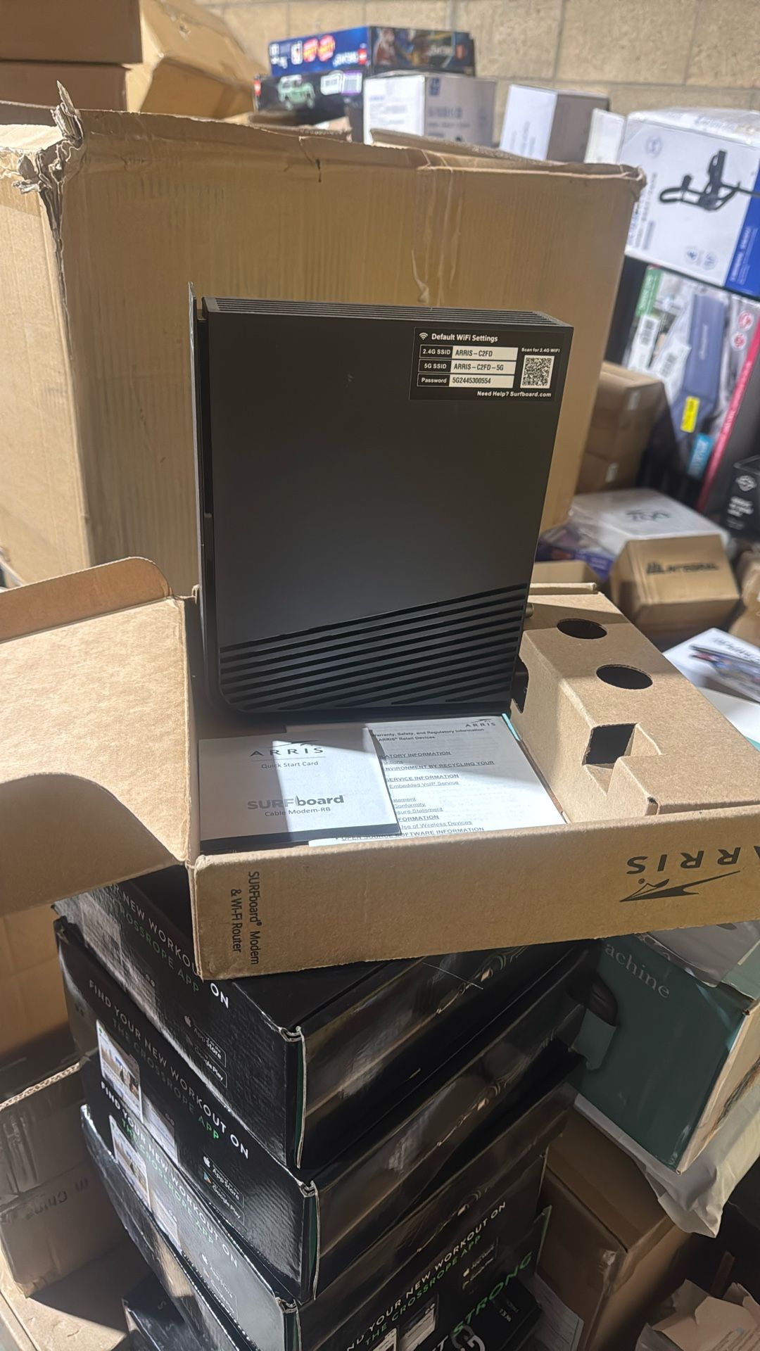 ARRIS (G34-RB) - Cable Modem Router Combo - Fast DOCSIS 3.1 Gigabit WiFi 6 (AX3000), Approved for Comcast Xfinity, Cox, Spectrum & More, 1 Gbps Max In